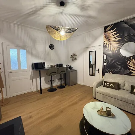 Апартаменты Neuf Design - Tram & Centre A Proximite